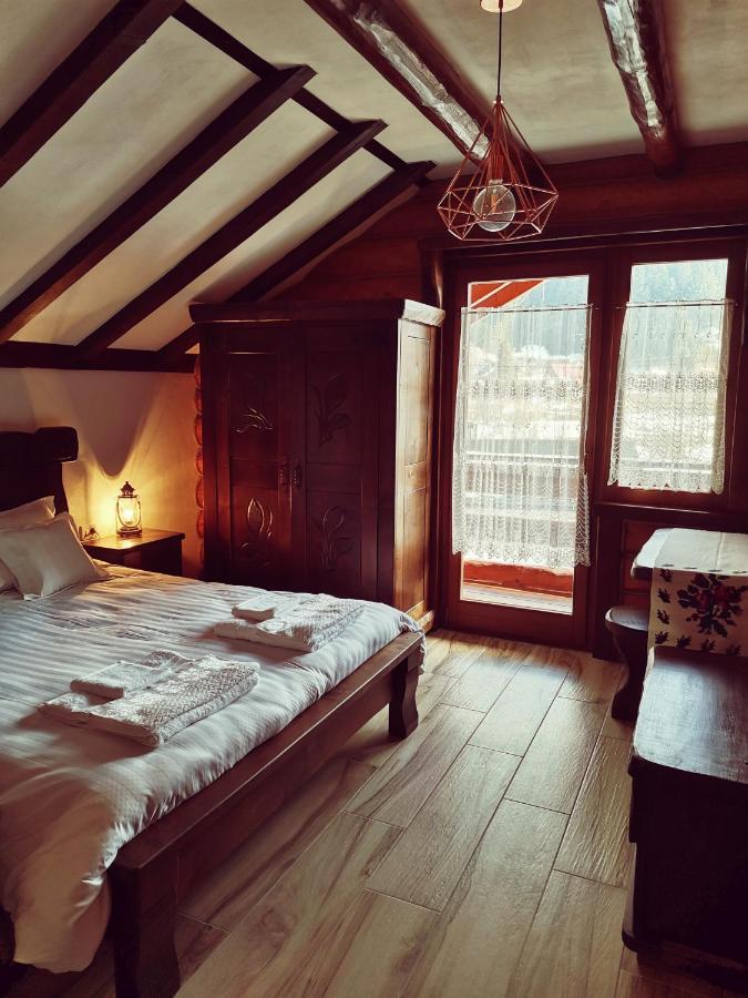 Casa De Poveste Sucevita Eksteriør billede